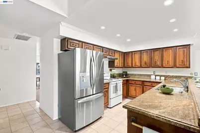 332 Downham Ct, Walnut Creek, CA 94598 - Photo 13