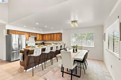 332 Downham Ct, Walnut Creek, CA 94598 - Photo 15