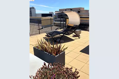 585 9th St #335, Oakland, CA 94607 - Photo 27