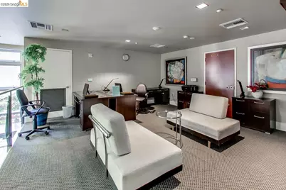 585 9th St #335, Oakland, CA 94607 - Photo 13