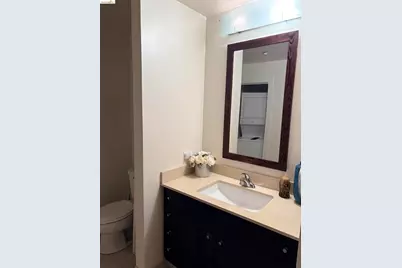 585 9th St #335, Oakland, CA 94607 - Photo 27