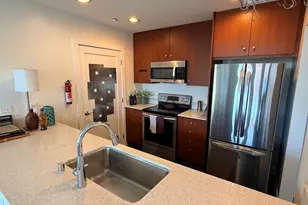 585 9th St, Oakland, CA 94607 - Photo 3