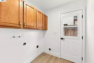 36956 Reynolds Dr, Fremont, CA 94536 - Photo 29