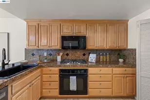 34930 Sea Cliff Terrace, Fremont, CA 94555 - Photo 5