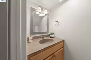 34930 Sea Cliff Terrace, Fremont, CA 94555 - Photo 7