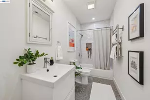 1020 53rd St, Oakland, CA 94608 - Photo 25