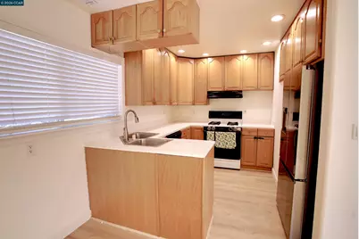 1891 Landana Dr #C, Concord, CA 94519 - Photo 9