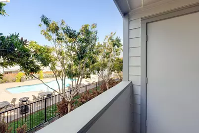 6400 Christie Ave #3206, Emeryville, CA 94608 - Photo 21