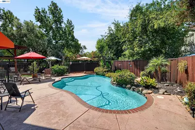 467 Pecan Pl, Brentwood, CA 94513 - Photo 11