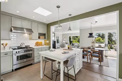 7450 Terrace Dr, El Cerrito, CA 94530 - Photo 21