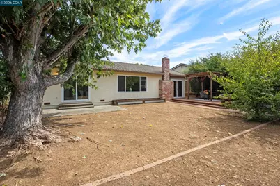 483 Brunswick Dr, Vallejo, CA 94591 - Photo 25
