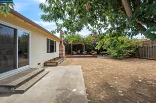 483 Brunswick Dr, Vallejo, CA 94591 - Photo 27