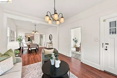 1028 57th St, Oakland, CA 94608 - Photo 7