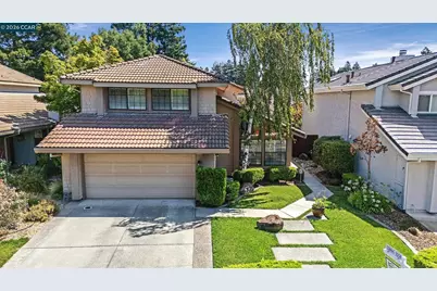 7297 Castle Dr, Dublin, CA 94568 - Photo 3