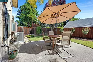 7297 Castle Dr, Dublin, CA 94568 - Photo 45