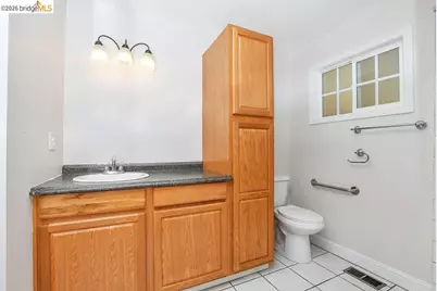 1316 Saint Frances Dr, Antioch, CA 94509 - Photo 25