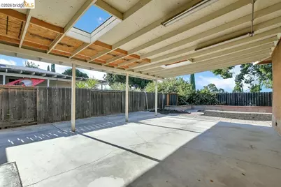 1316 Saint Frances Dr, Antioch, CA 94509 - Photo 27