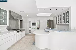 208 Ivy Dr, Orinda, CA 94563 - Photo 9
