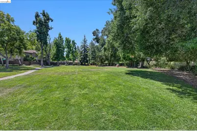 1949 Countrywood Ct, Walnut Creek, CA 94598 - Photo 27