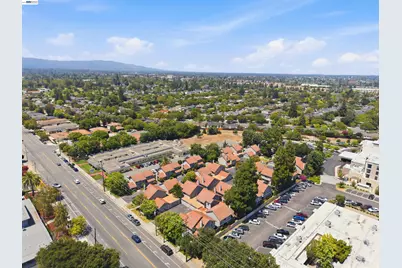 2023 Los Gatos Almaden Rd, San Jose, CA 95124 - Photo 45