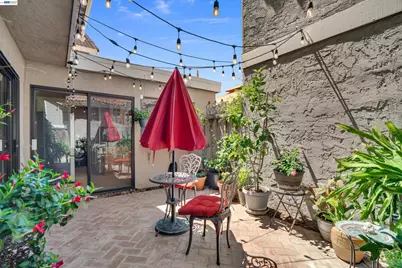 2023 Los Gatos Almaden Rd, San Jose, CA 95124 - Photo 31
