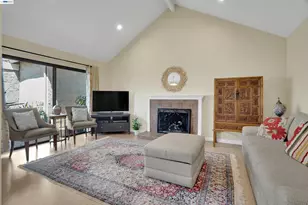 2023 Los Gatos Almaden Rd, San Jose, CA 95124 - Photo 23
