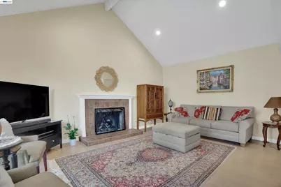 2023 Los Gatos Almaden Rd, San Jose, CA 95124 - Photo 25