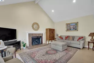 2023 Los Gatos Almaden Rd, San Jose, CA 95124 - Photo 25