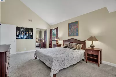 2023 Los Gatos Almaden Rd, San Jose, CA 95124 - Photo 13