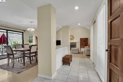 2023 Los Gatos Almaden Rd, San Jose, CA 95124 - Photo 21