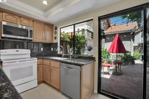 2023 Los Gatos Almaden Rd, San Jose, CA 95124 - Photo 7