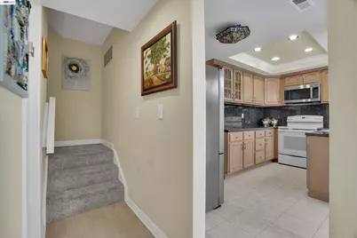 2023 Los Gatos Almaden Rd, San Jose, CA 95124 - Photo 9