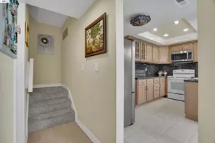 2023 Los Gatos Almaden Rd, San Jose, CA 95124 - Photo 9