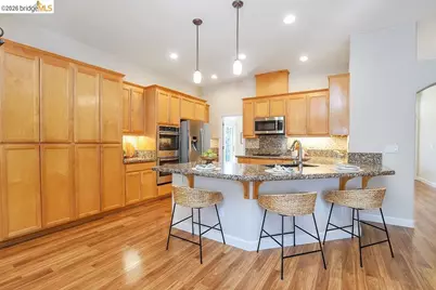 54 Janin Pl, Pleasant Hill, CA 94523 - Photo 3