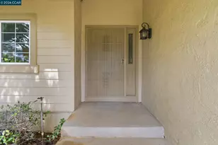 2942 Miller Dr, Fairfield, CA 94534 - Photo 5