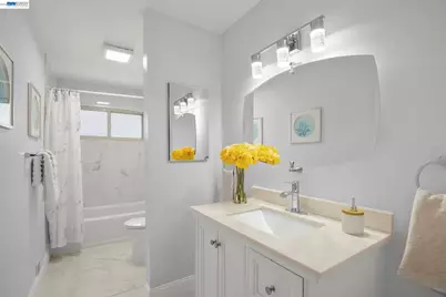34838 Lilac St, Union City, CA 94587 - Photo 19
