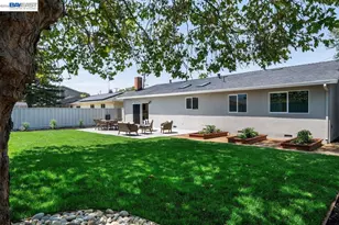 7350 Tamarack Dr, Dublin, CA 94568 - Photo 29