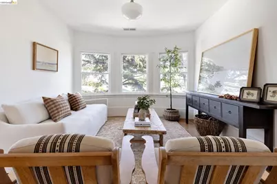 4132 Manila Ave, Oakland, CA 94609 - Photo 3