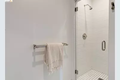 4132 Manila Ave, Oakland, CA 94609 - Photo 31