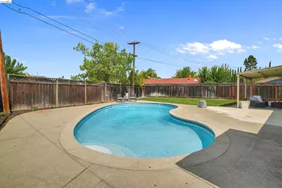 1789 Woodland Ct, Concord, CA 94521 - Photo 39