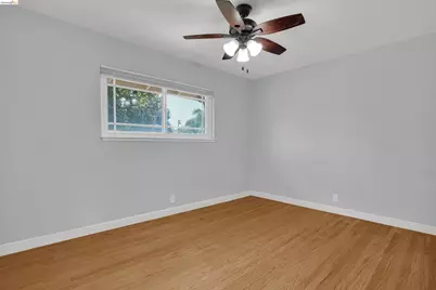 1789 Woodland Ct, Concord, CA 94521 - Photo 27