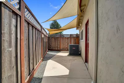 1789 Woodland Ct, Concord, CA 94521 - Photo 45