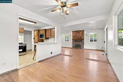 1833 Sandalwood Dr, Concord, CA 94519 - Photo 5
