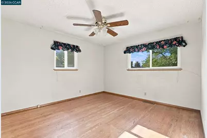 1833 Sandalwood Dr, Concord, CA 94519 - Photo 11