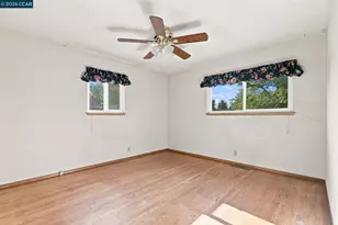 1833 Sandalwood Dr, Concord, CA 94519 - Photo 11