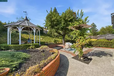 3286 Burgundy Dr, Pleasanton, CA 94566 - Photo 27
