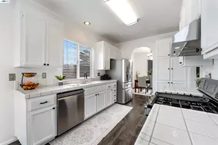 1618 Paseo Flores Dr, Suisun City, CA 94585 - Photo 19