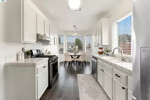 1618 Paseo Flores Dr, Suisun City, CA 94585 - Photo 17