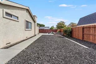1618 Paseo Flores Dr, Suisun City, CA 94585 - Photo 39
