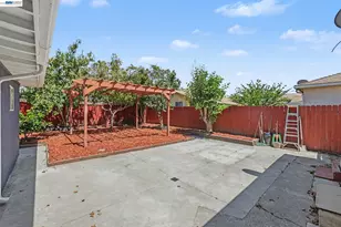 15890 Via Pinale, San Lorenzo, CA 94580 - Photo 25